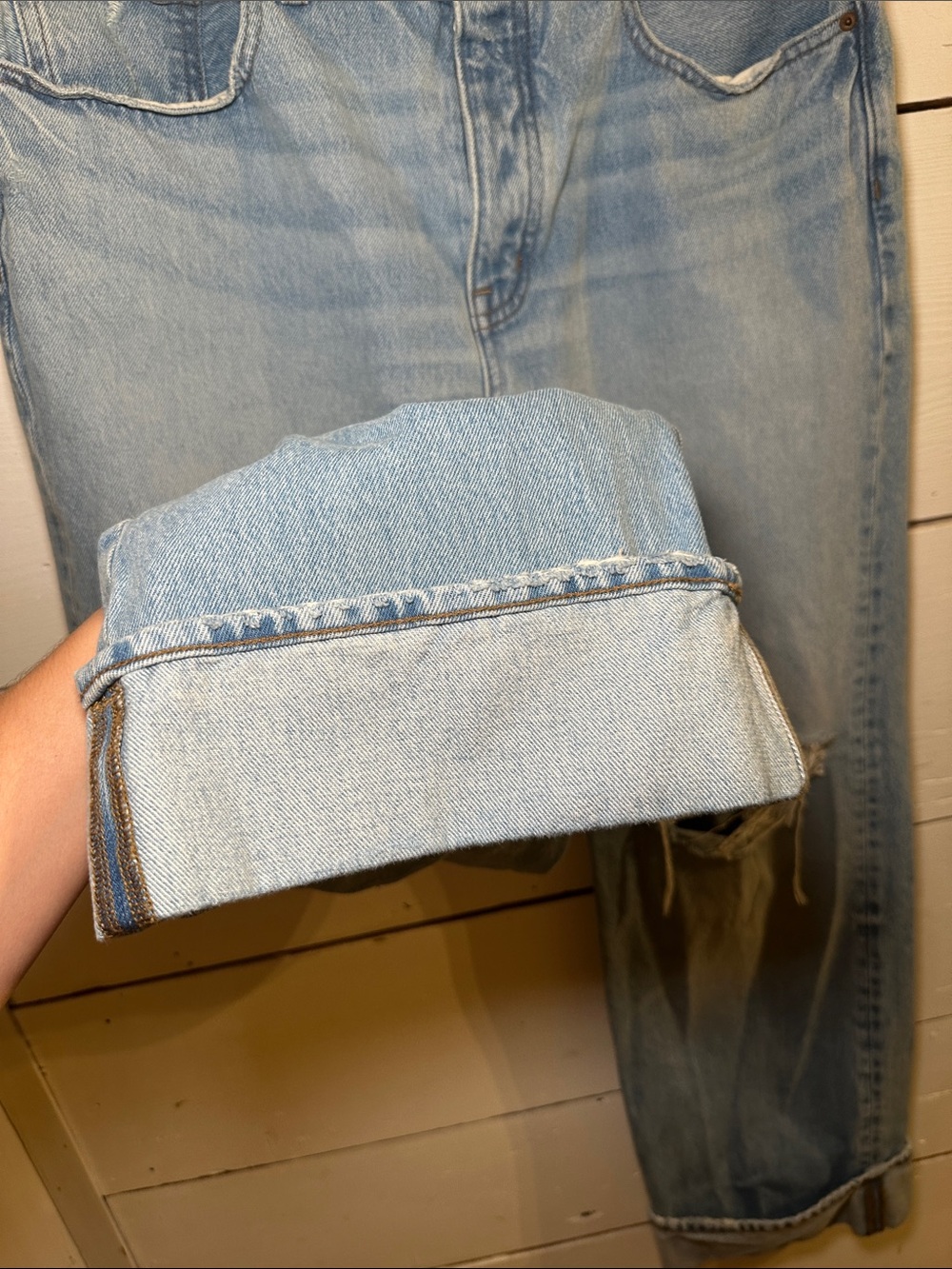 Madewell Low Slung Baggy Cuffed Jeans - Picture 5 of 13